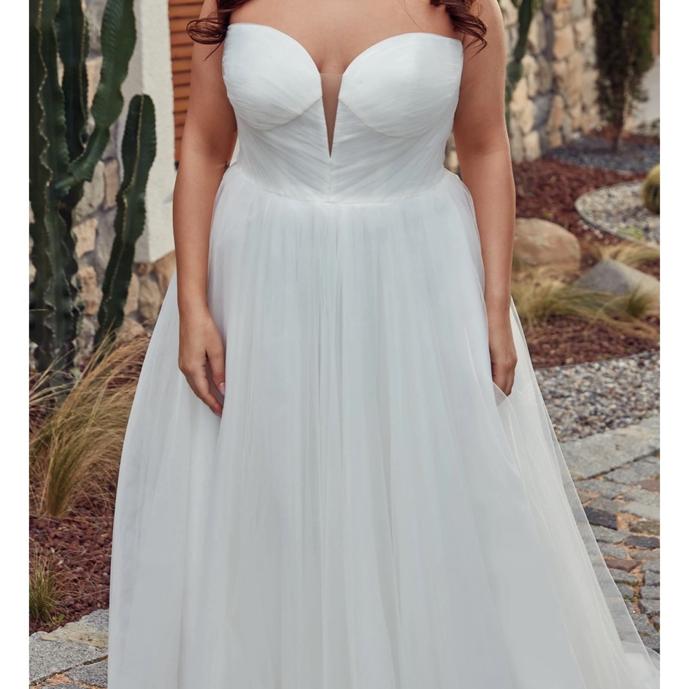 EDDY K 2024 Wedding Dress